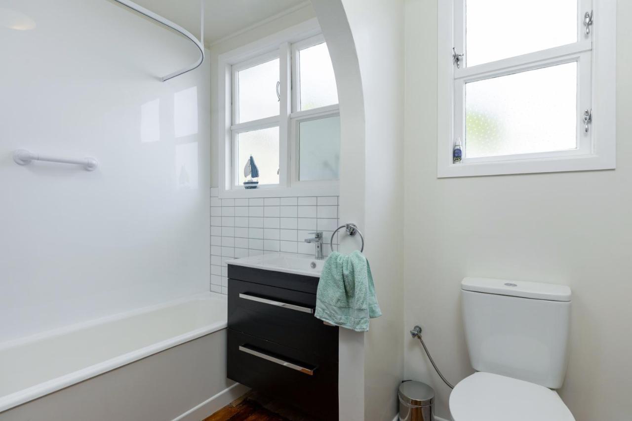 Seaview Apartment Picton Luaran gambar